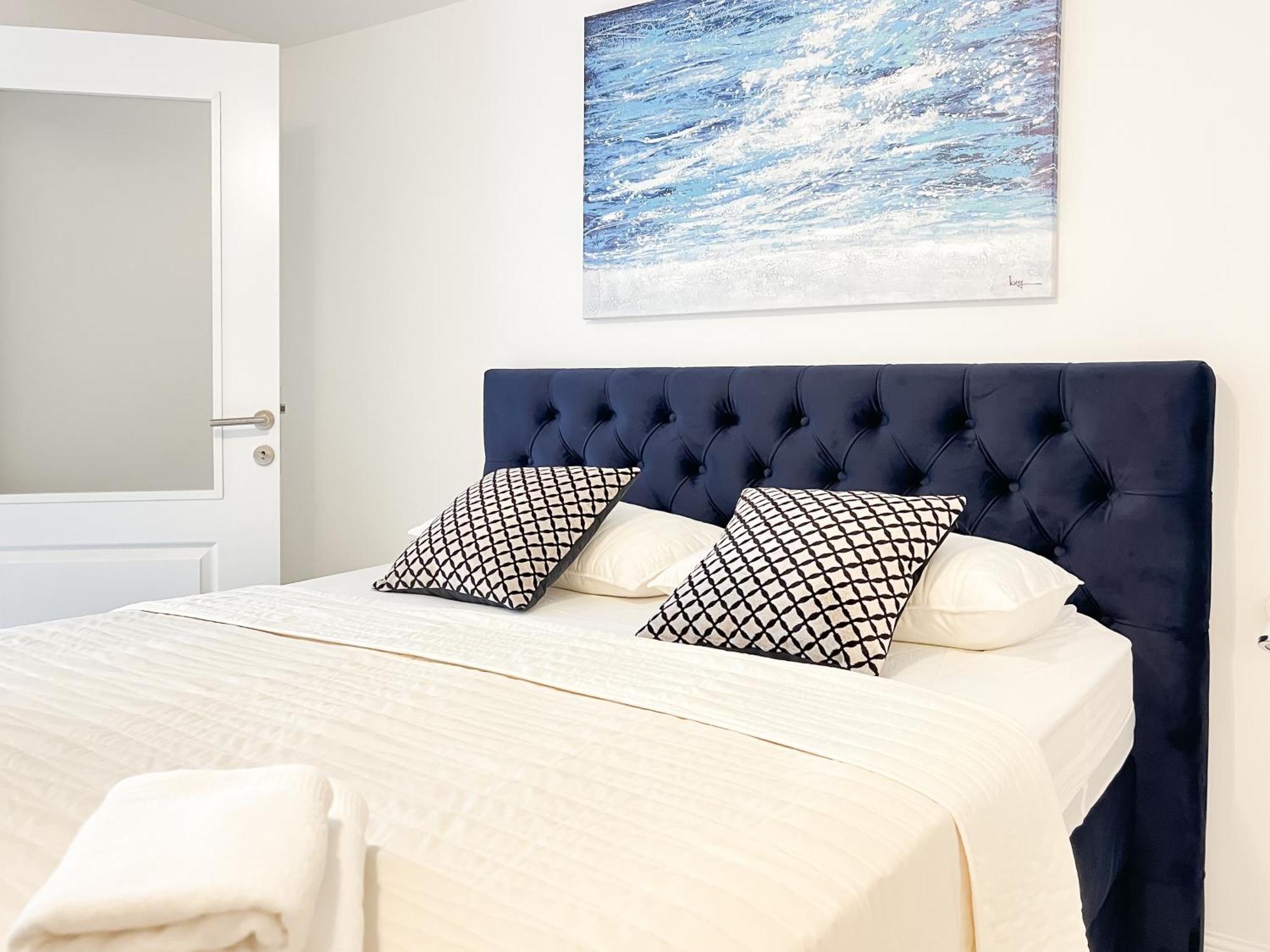 Apartments Larus Baška Voda Chambre photo