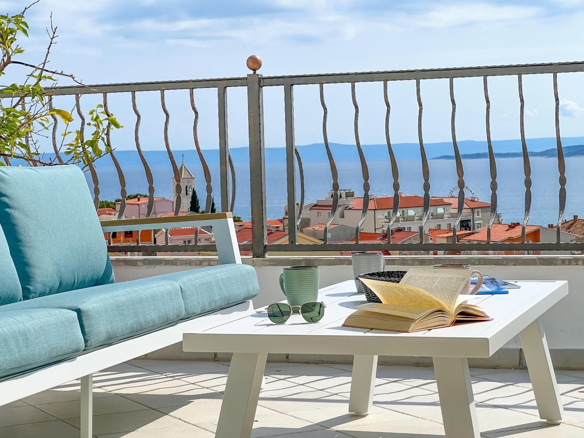 Apartments Larus Baška Voda Extérieur photo